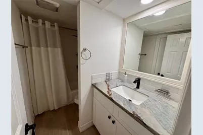 3131 Southwest Freeway #C35, Houston, TX 77098 - Photo 20