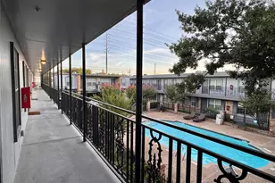 3131 Southwest Fwy, Houston, TX 77098 - Photo 32