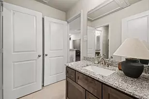641 Kickapoo Ct, Webster, TX 77598 - Photo 30