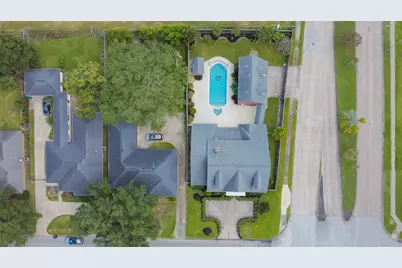 10713 Greenwillow Street, Houston, TX 77035 - Photo 38
