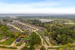 13083 Point Aquarius Blvd, Willis, TX 77318 - Photo 12