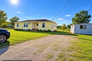 18614 Baughman Dr, Pearland, TX 77584 - Photo 2