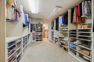 230 Gessner Rd, Houston, TX 77024 - Photo 22