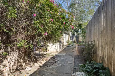 230 Gessner Road, Houston, TX 77024 - Photo 28