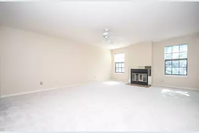 9800 Pagewood Lane #2108, Houston, TX 77042 - Photo 4