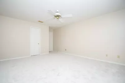 9800 Pagewood Lane #2108, Houston, TX 77042 - Photo 16