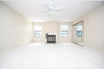 9800 Pagewood Lane #2108, Houston, TX 77042 - Photo 12