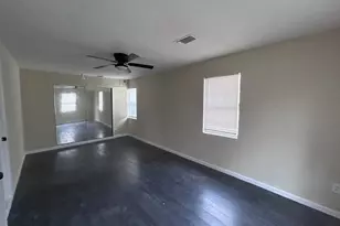 7918 Woodlyn Rd, Houston, TX 77028 - Photo 20