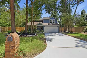3326 Creek Shadows Dr, Kingwood, TX 77339 - Photo 2