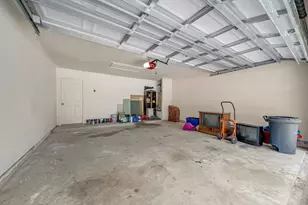 6533 Canyon Mist Ln, Dickinson, TX 77539 - Photo 12