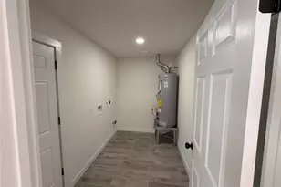 5842 Beldart St, Houston, TX 77033 - Photo 20