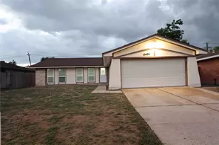 10406 Townhall Ln, Sugar Land, TX 77498 - Photo 1