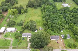 158 Co Rd 174, Liberty, TX 77575 - Photo 2
