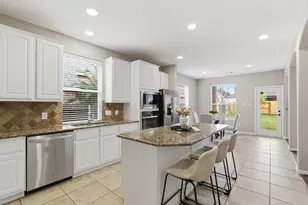 10918 Menaggio Ct, Richmond, TX 77406 - Photo 14