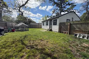 406 N Fig St, Sweeny, TX 77480 - Photo 6