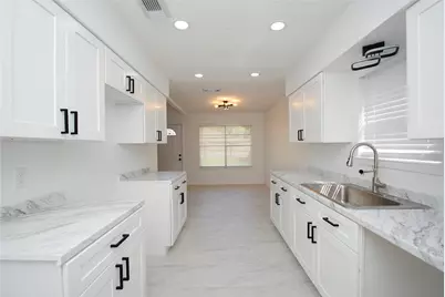 6915 Kearney Drive, Richmond, TX 77469 - Photo 10