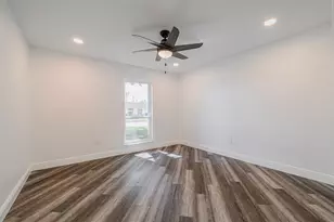 8526 Hiawatha Dr, Houston, TX 77036 - Photo 18