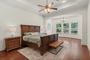 11729 Joan of Arc Dr, Houston, TX 77024 - Photo 4