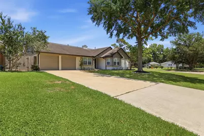 14002 Myrtlea Drive, Houston, TX 77079 - Photo 2