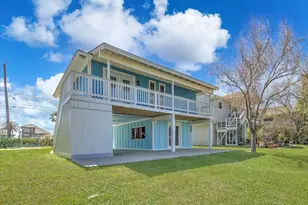 606 Warsaw St, Bayou Vista, TX 77563 - Photo 1