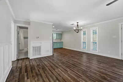 606 Warsaw St, Bayou Vista, TX 77563 - Photo 10