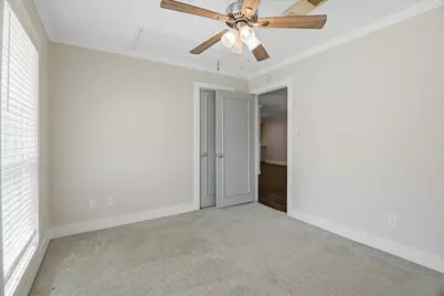 606 Warsaw St, Bayou Vista, TX 77563 - Photo 18