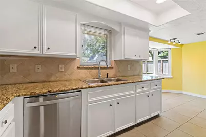 4518 N Heron Drive, Seabrook, TX 77586 - Photo 4