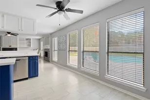 1402 Osborne Dr, Friendswood, TX 77546 - Photo 10