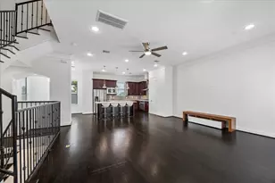 734 W 20th St, Houston, TX 77008 - Photo 8