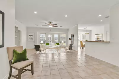 147 April Waters Drive W, Conroe, TX 77356 - Photo 6