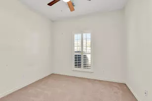 147 April Waters Dr W, Conroe, TX 77356 - Photo 38