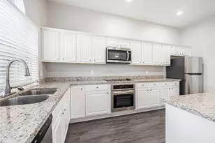 7538 Orchard Hills Ln, Sugar Land, TX 77479 - Photo 12