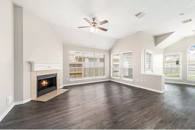 7538 Orchard Hills Lane, Sugar Land, TX 77479 - Photo 8