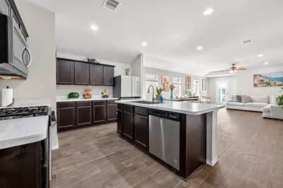 5623 Providence Green Court, Katy, TX 77449 - Photo 8