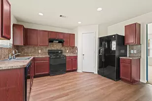2110 Red Cedar Trail, Rosenberg, TX 77471 - Photo 4