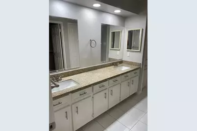 2806 Hollow Creek Drive, Houston, TX 77082 - Photo 20