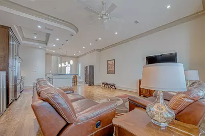 311 Calle Sevilla Place, Houston, TX 77007 - Photo 4