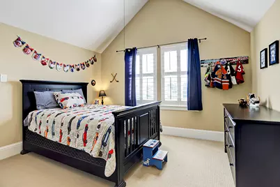 31 E Breezy Way, The Woodlands, TX 77380 - Photo 26