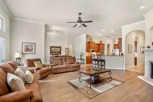 6703 Honeycrest Lane, Spring, TX 77389 - Photo 16