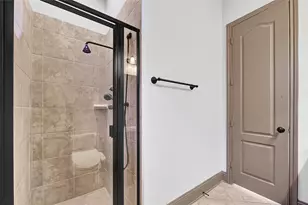 6223 Duke Trail Ln, Sugar Land, TX 77479 - Photo 32