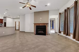 6223 Duke Trail Ln, Sugar Land, TX 77479 - Photo 4