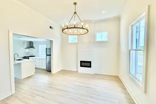 1312 35th St, Galveston, TX 77550 - Photo 6