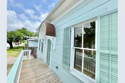 1312 35th Street, Galveston, TX 77550 - Photo 4