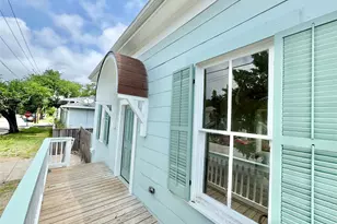 1312 35th St, Galveston, TX 77550 - Photo 4