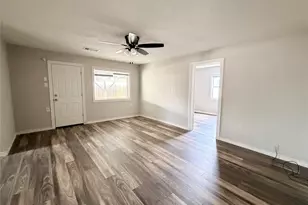 12906 Gladden Dr, Houston, TX 77049 - Photo 10