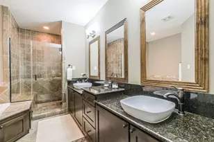 166 Reinicke St, Houston, TX 77007 - Photo 32