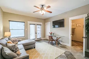 166 Reinicke St, Houston, TX 77007 - Photo 12