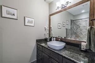 166 Reinicke St, Houston, TX 77007 - Photo 14