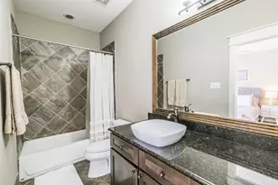 166 Reinicke St, Houston, TX 77007 - Photo 34