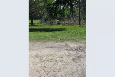 410 Ella Street, Navasota, TX 77868 - Photo 2
